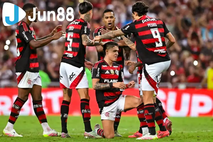 Flamengo được đánh giá cao hơn ở trận đấu này. Flamengo được đánh giá cao hơn ở trận đấu này.