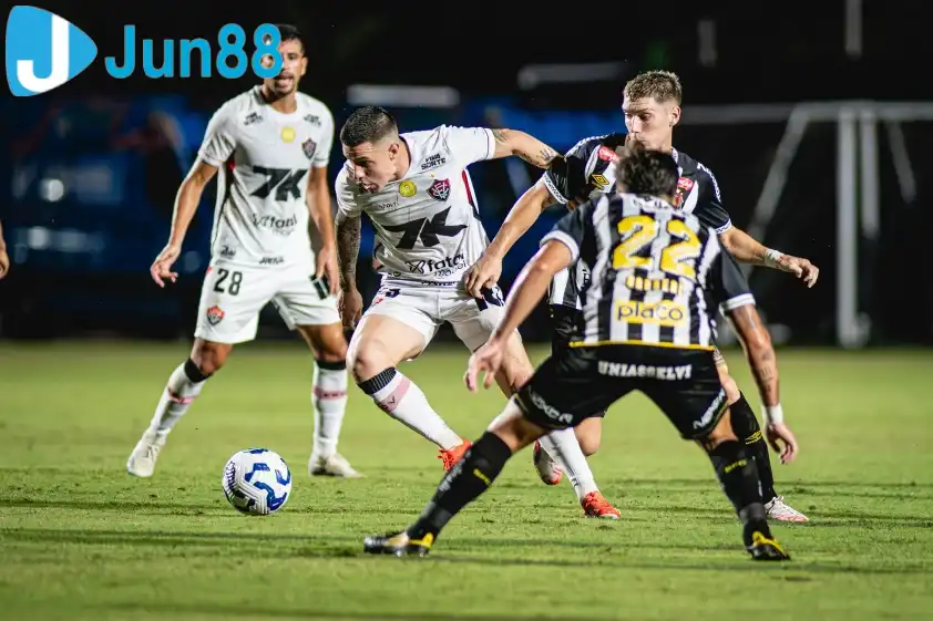 Với lợi thế sân nhà cùng phong độ tốt hơn, Santos được dự đoán sẽ chiến thắng trong trận đấu này. Với lợi thế sân nhà cùng phong độ tốt hơn, Santos được dự đoán sẽ chiến thắng trong trận đấu này.